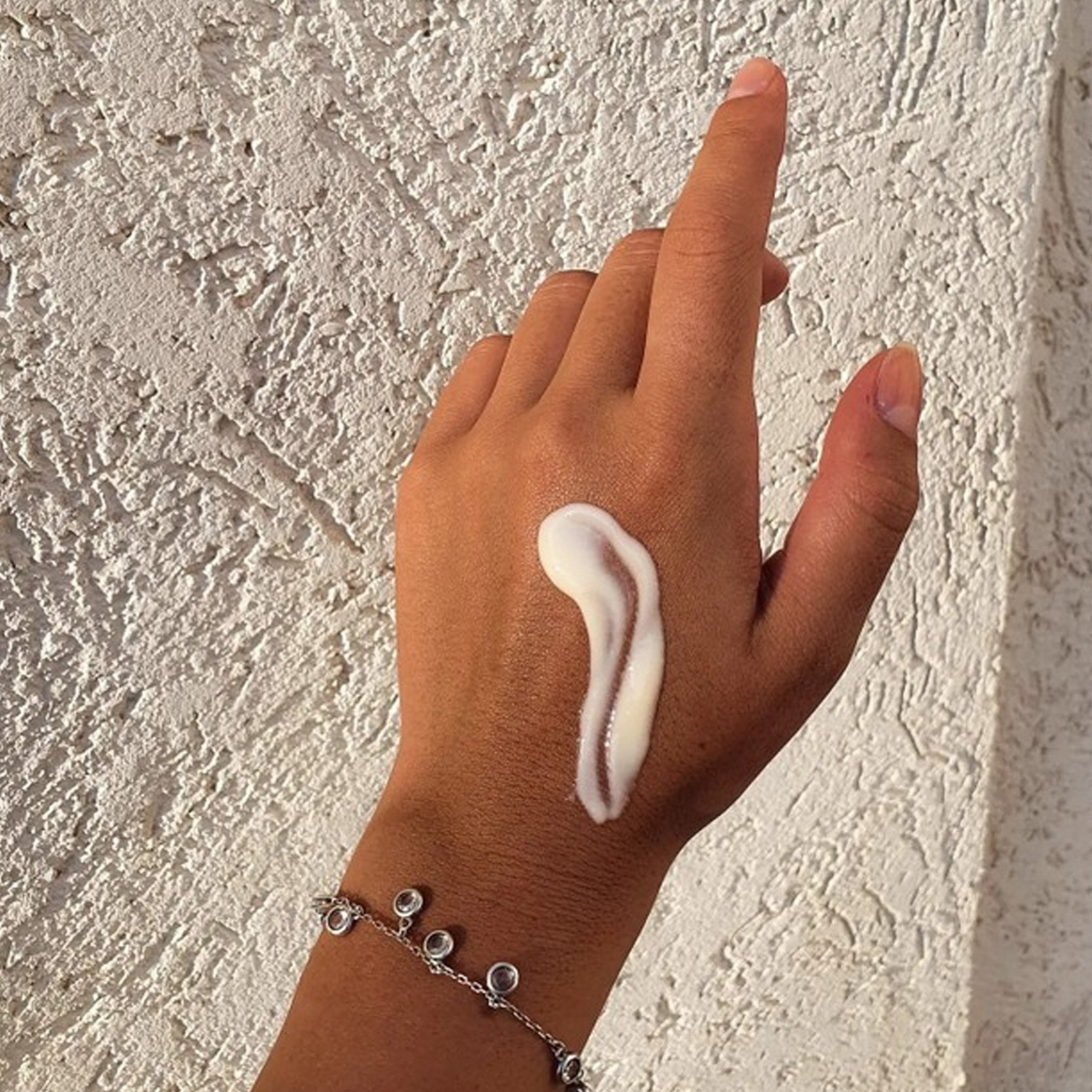 Bálsamo Restaurador Intenso Manos, Uñas y Cutículas